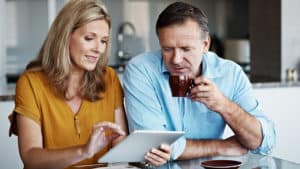 3-Money-Topics-to-Discuss-with-Your-Partner-Before-Retirement